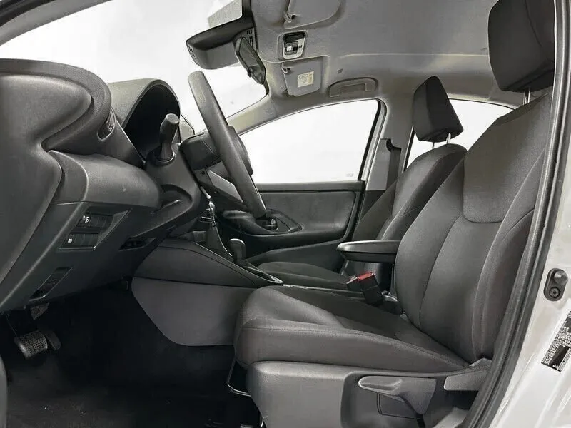 Foto Mazda 2 1.5 VVT e-CVT Full Hybrid Prime Line MY26